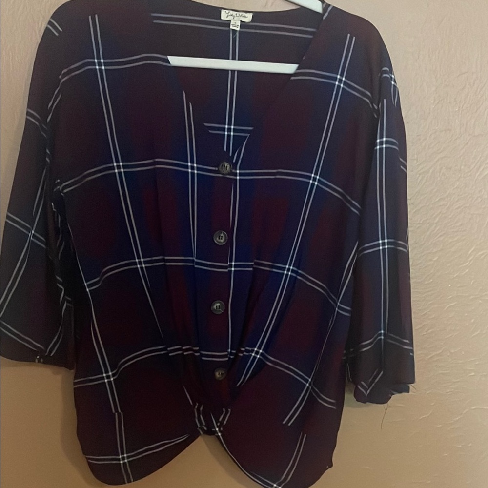 Lily White and Burgundy/Blue Boxy 3/4 Belled Sleeve Blouse